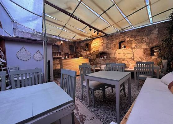 Hanole Guest House 1