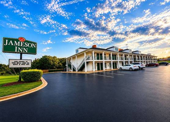 Jameson Inn - Perry 1
