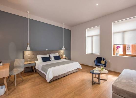 Bluebell Luxury Suites 1