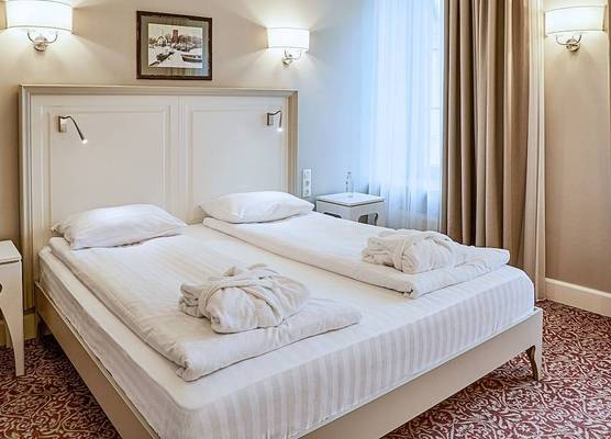 Ratonda Centrum Hotels 1
