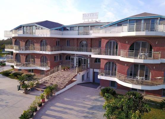 Ionion Star Hotel 1
