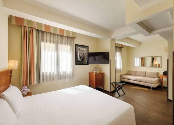 Hotel dei Cavalieri Caserta - La Reggia 1