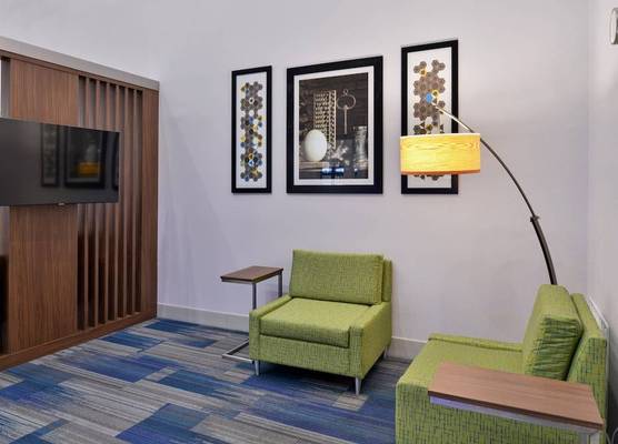 Holiday Inn Express & Suites ROYSE CITY - ROCKWALL by IHG 1