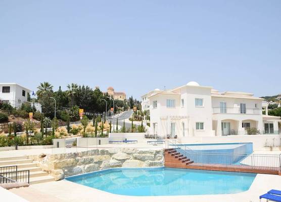 Tala Luxury apartments with pool by Raise 1