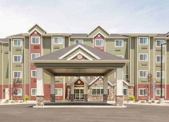 Microtel Inn & Suites by Wyndham Springville 1