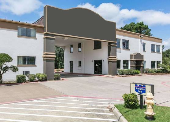 Knights Inn Longview 1