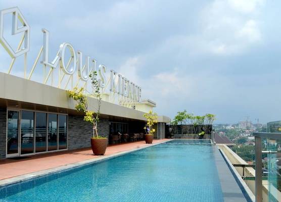 Louis Kienne Hotel Simpang Lima 1