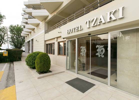 Tzaki hotel & restaurant Patras 1
