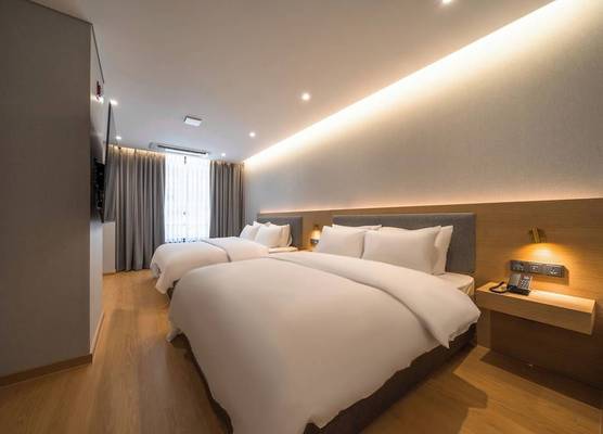 Comfort inn Yeouido 1