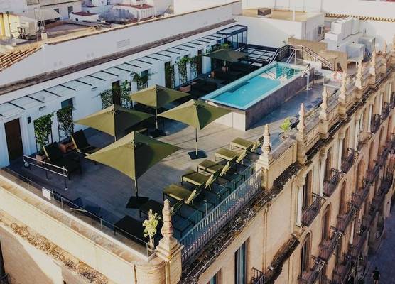 Aquitania Home Suites 1