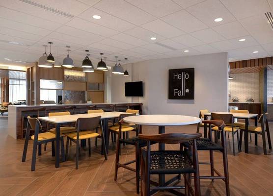 Fairfield by Marriott Inn & Suites Denver Airport at Gateway Park 1