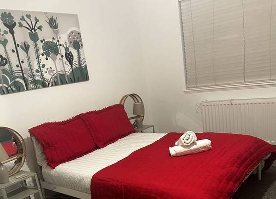Thorn - Romance Deluxe Room 1