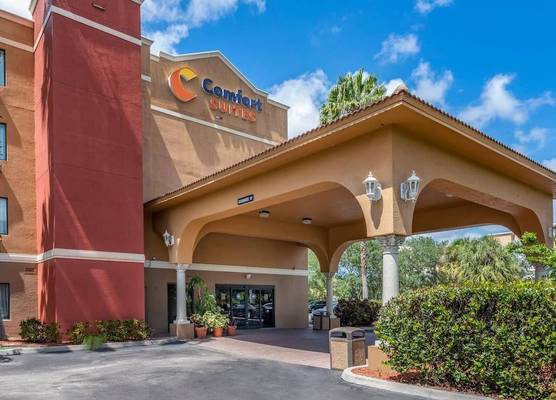 Comfort Suites Fort Pierce I-95 1