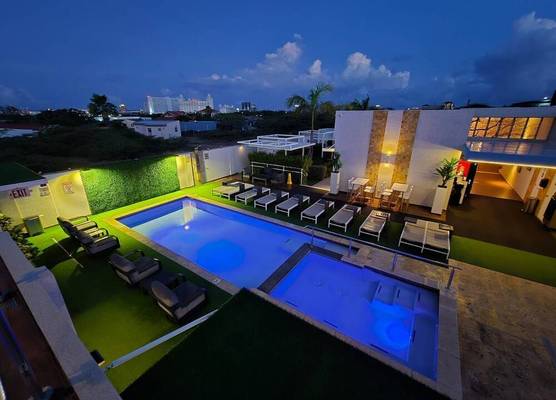 Aruba Boutique & Art Hotel - Adults Only 1