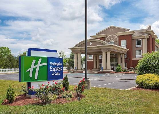 Holiday Inn Express & Suites MURPHY by IHG 1
