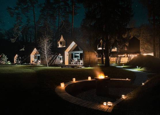 Luxury glamping Chocolate village 1