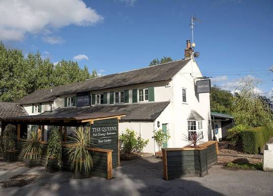 The Queen's Arms 1