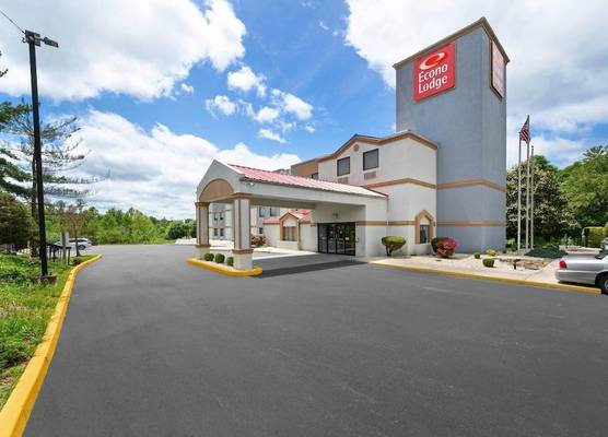Econo Lodge London North 1