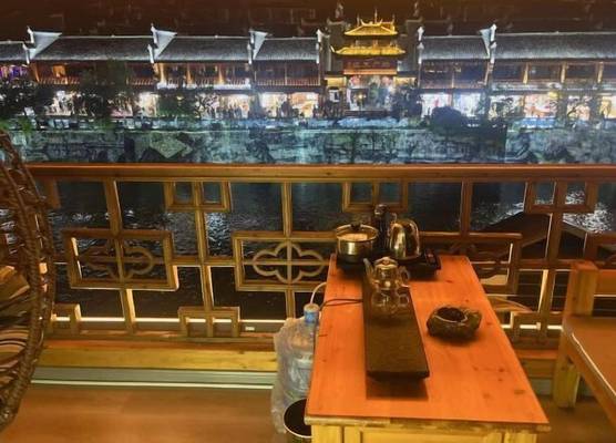 FengjiangdiaojiaolouInn (Fenghuang Ancient Town Hongqiao) 1