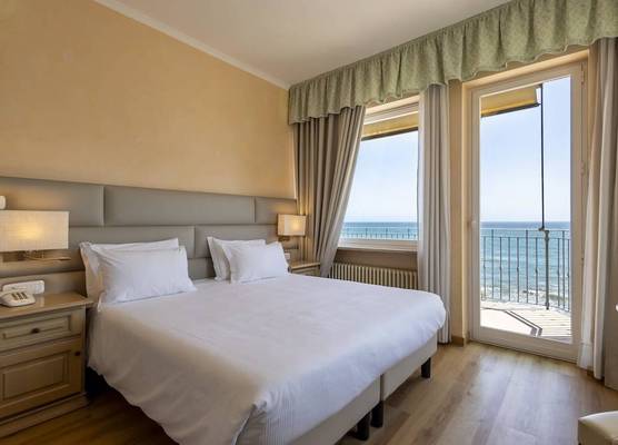 B&B HOTEL Diano Marina Palace 1