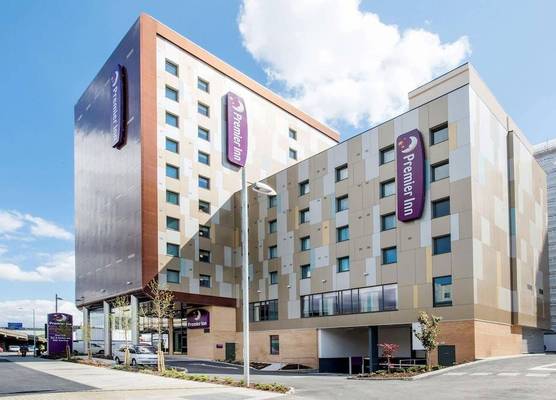 Premier Inn London Brentford 1