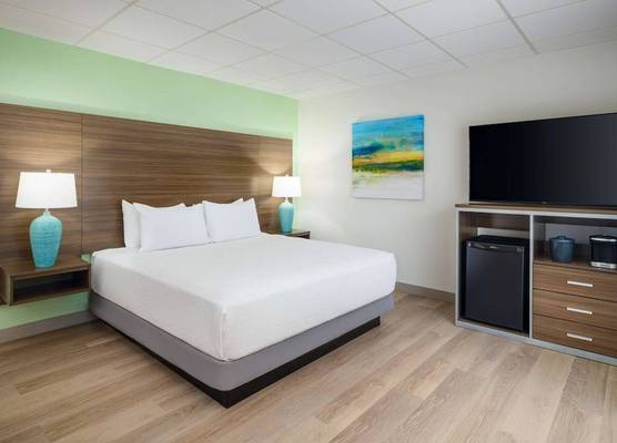 Best Western Naples Inn & Suites 1