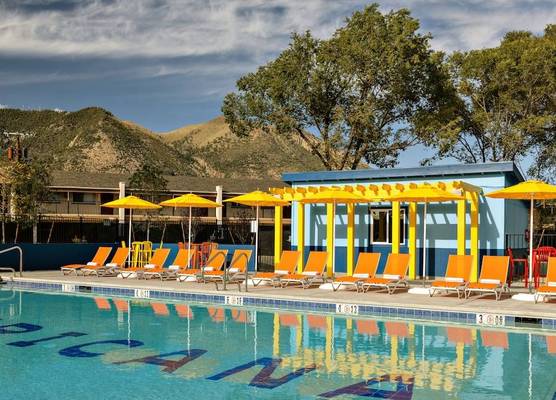 Americana Motor Hotel in Flagstaff near NAU & Downtown 1