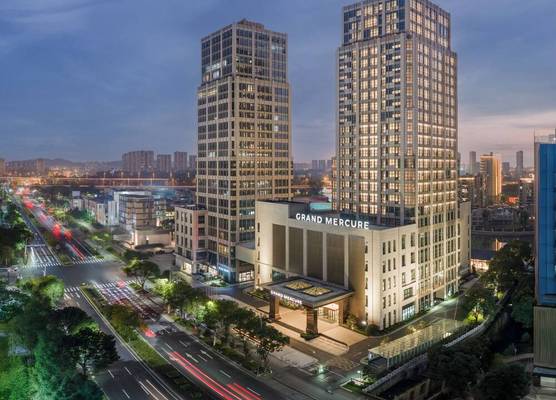 Grand Mercure Wuxi Huishan 1