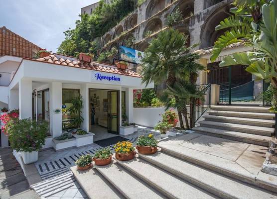 Le Roccette Mare Beach Hotel & Restaurant 1