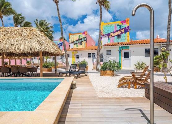 Pink Lagoon by Boutique Bonaire Unique Resorts 1