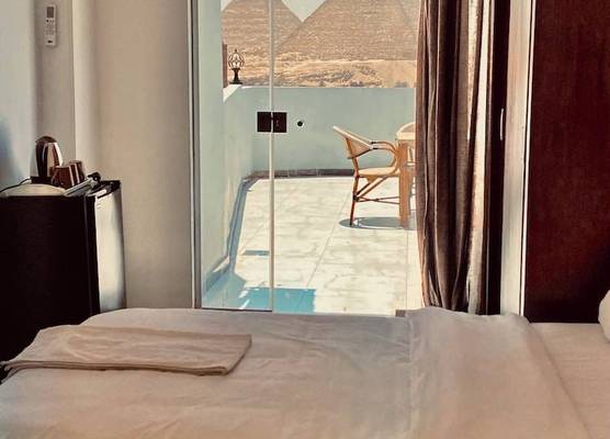 Enjoy Giza Pyramids Hotel 1