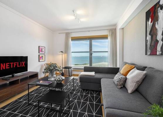 Panoramic Living 1