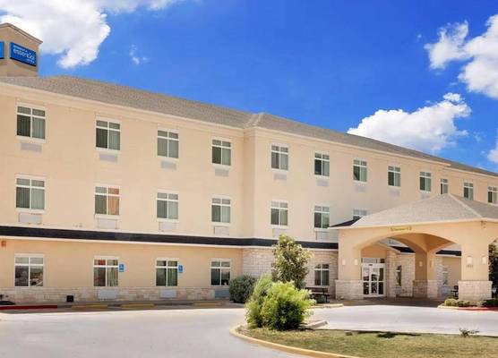 Sonesta Essential Hotels Odessa 1