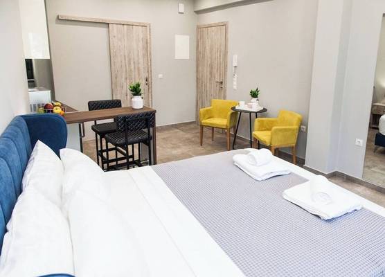 Elegant Rooms Athens 1