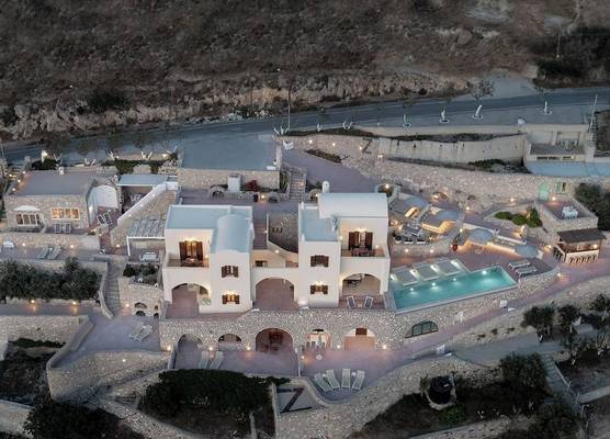 Zatrikion Santorini Villas 1