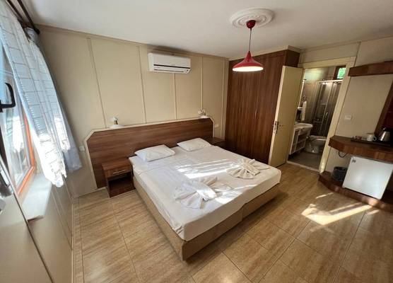 Grenadine Lodge 1