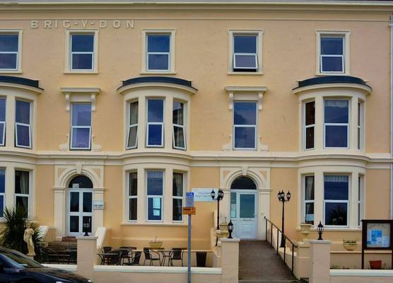 Four Saints Brig Y Don Hotel 1