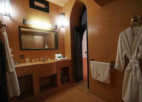 RIAD GREEN LOTUS 1