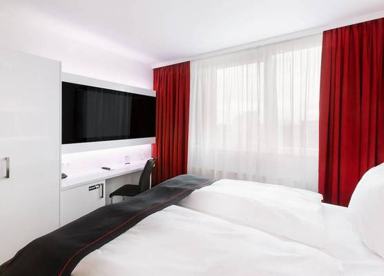 DORMERO Hotel Hannover-Langenhagen Airport 1