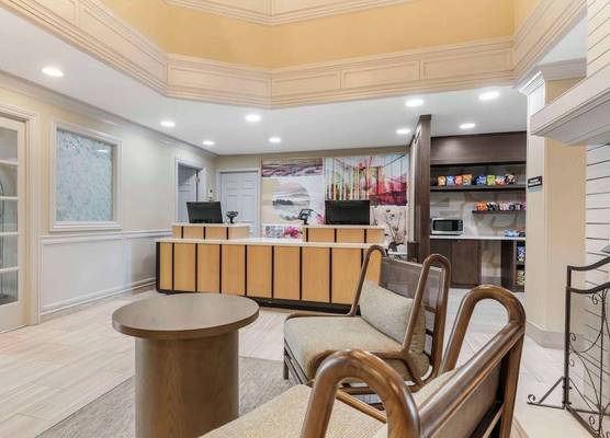 Sonesta ES Suites Dulles Airport 1