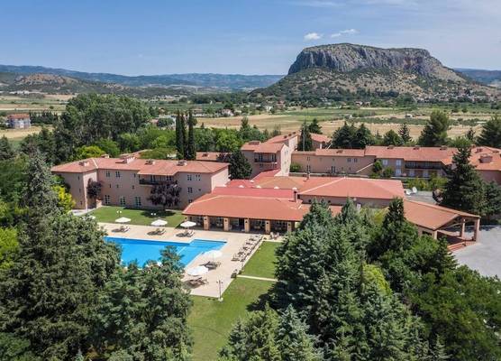 Amalia Hotel Meteora 1