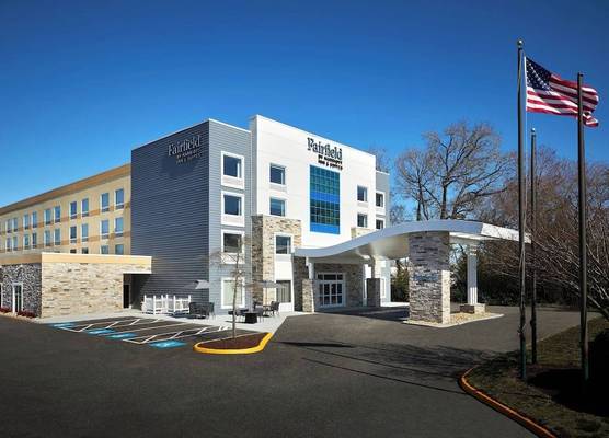 Fairfield Inn & Suites by Marriott Virginia Beach/Norfolk Airport 1
