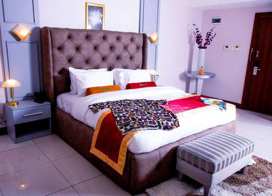 LIMEWOOD HOTEL 1