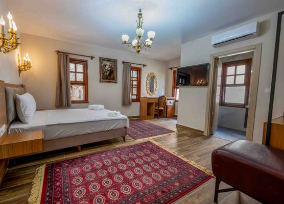 Lionas Hotel Kaleici 1