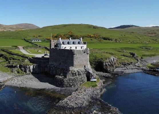 Mingary Castle - Restaurant with Rooms 1