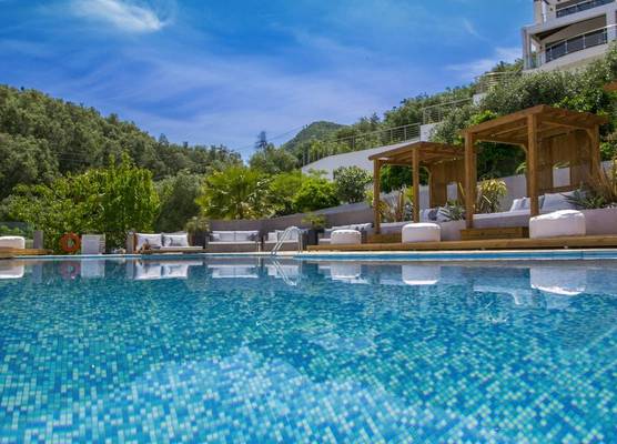Ionian Eye Design Studios & Spa 1