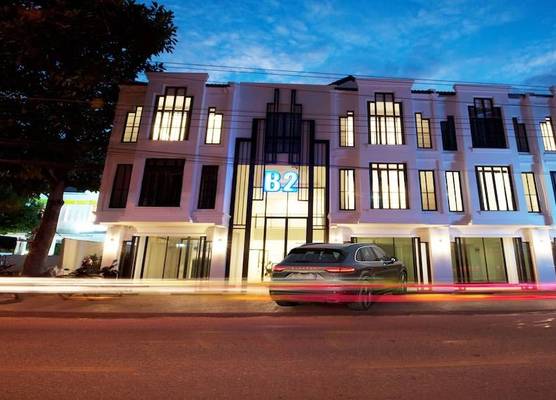 B2 Riverside Premier Hotel 1
