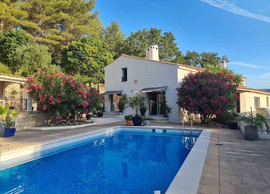 Villa Manoe 1