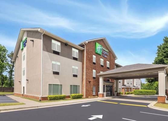 Holiday Inn Express & Suites BUFORD NE - LAKE LANIER by IHG 1