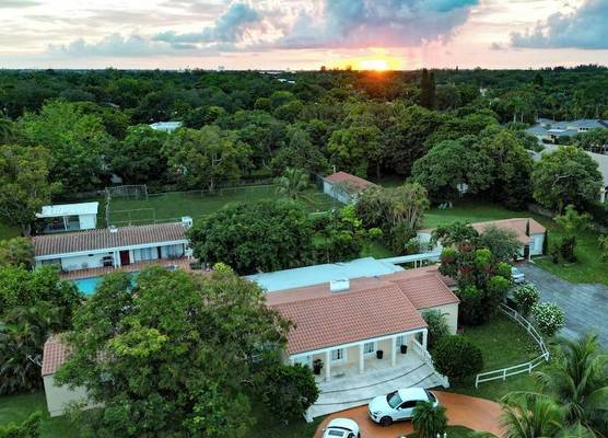 La Finca 1